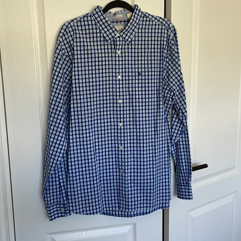 Dockers long sleeve button down shirt 💙
